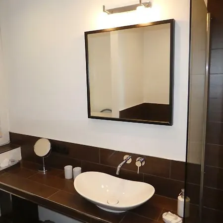 Janus Altstadt-hameln Haus 2 Inklusive Parkplatz - Mit Und Ohne Terrasse Oder Loggia *