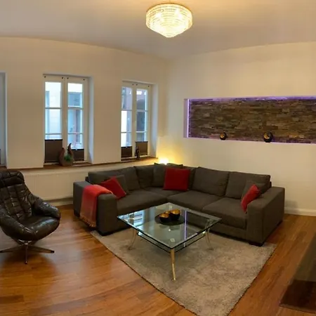 Janus Altstadt-hameln Haus 2 Inklusive Parkplatz - Mit Und Ohne Terrasse Oder Loggia